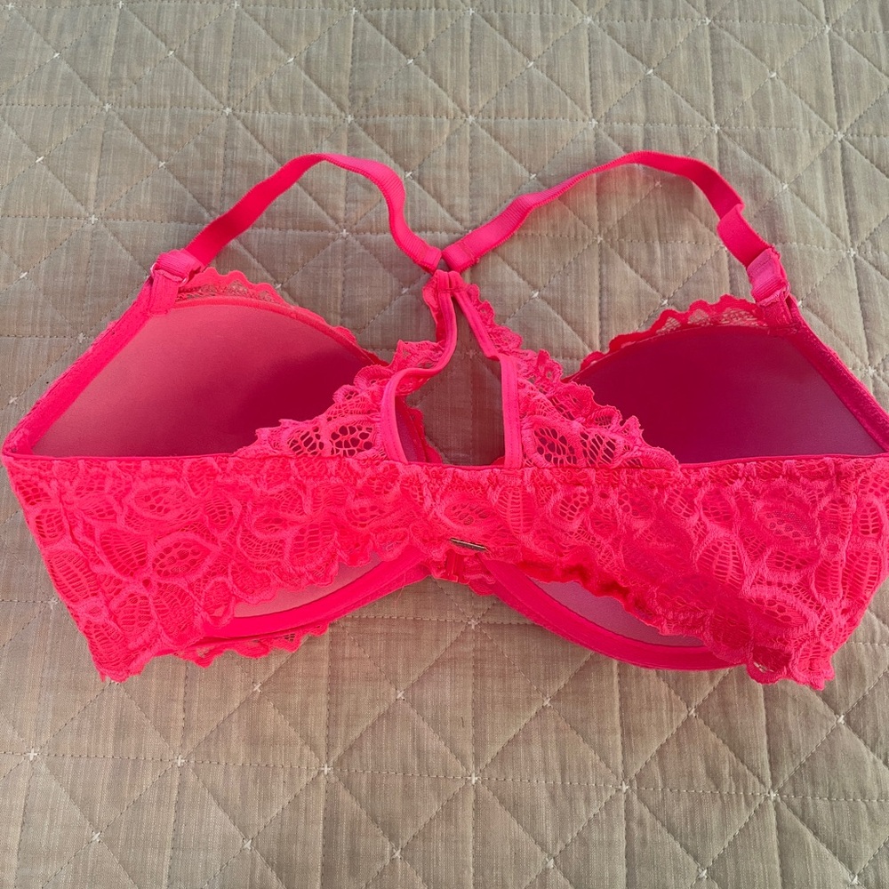 Pink Razor back bra - Picture 2 of 9